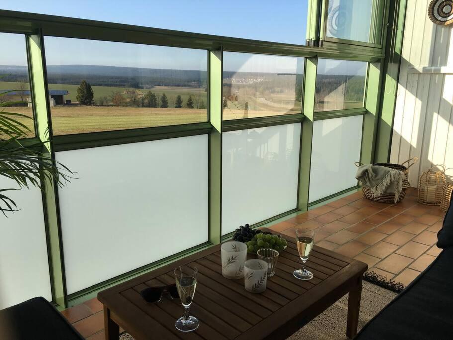 Gemuetliches Apartment Mit Wundervollem Weitblick Лёффинген Экстерьер фото
