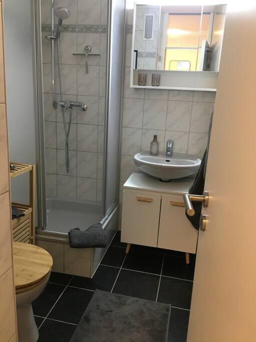 Gemuetliches Apartment Mit Wundervollem Weitblick Лёффинген Экстерьер фото