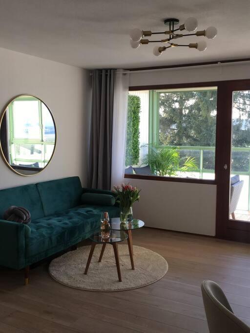 Gemuetliches Apartment Mit Wundervollem Weitblick Лёффинген Экстерьер фото